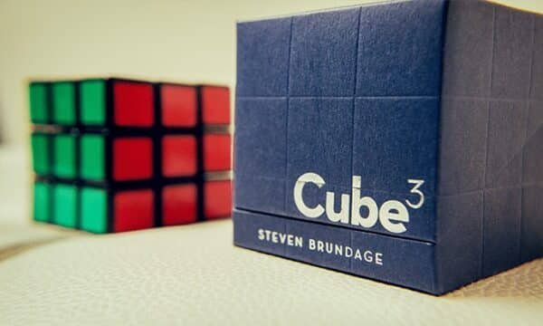 Cube 4 z