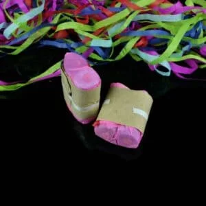MIMI PRIX - EN STOCK 40 Streamers blanc - 16 bandes par 6 mètres