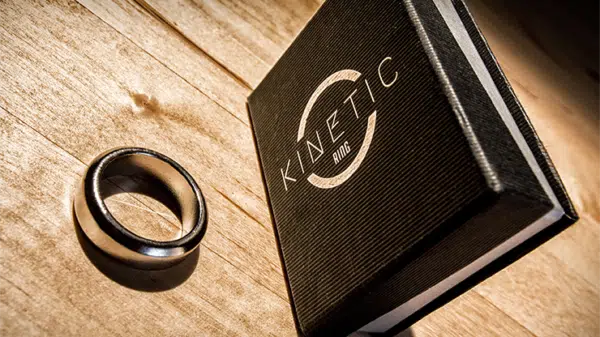 Bague Kinetic PK par Jim Trainer