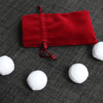 Set de 4 balles leather pour Cups and Balls par Leo Smetsers