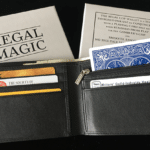 THE REGAL COP WALLET par David Regal