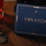 Monarch par Avi Yap