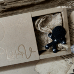 Letter V by Handy Altan