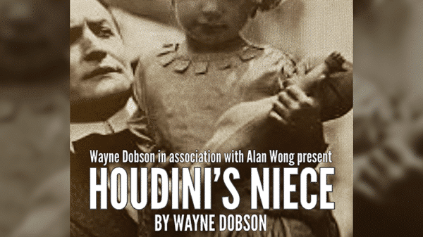 Houdinis Niece par Wayne Dobson et Alan Wong