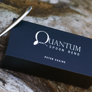 Quantum Spoon Bend par Peter Eggink