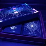 Chris Cards GLOW - Jeux de cartes avec boîte de collection