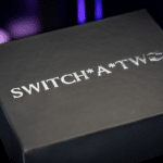 Switch-A-Two par Mark Mason