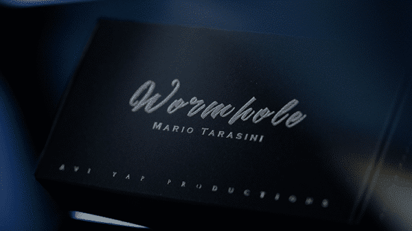 Wormhole par Mario Tarasini