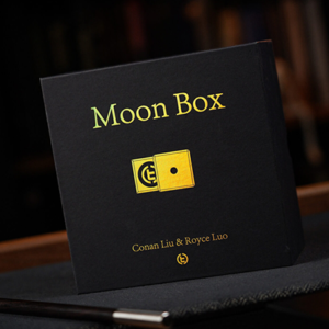 Moon Box par TCC Conan Liu Royce Luo