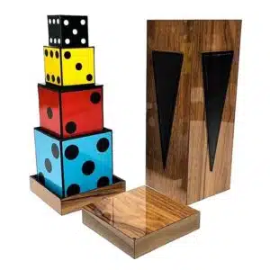 Pyramide de dés par Tora Magic