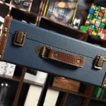 The Cane Table par Junjie Li, Bond Lee & MS Magic