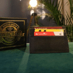 Contactless par Peter & Harry Nardi