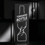 Tornado Bottle par Red Tsai & Aaron Hsing