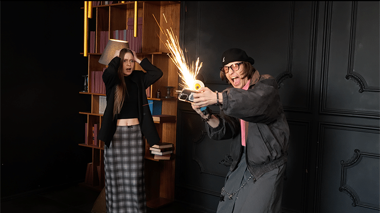 Shining par Hide & EfimovFlash 2 Shining par Hide & EfimovFlash – Image 2