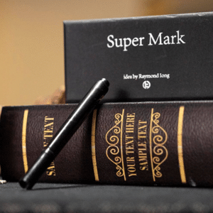 Super Mark par Raymond Iong