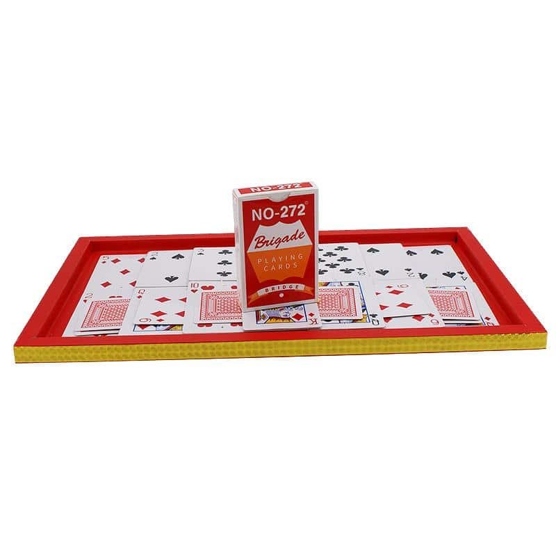 Château de cartes à production (depuis les 6 cartes répétées) 2 Card Castle Production (par Card Castle Production) - Jeu de cartes 2
